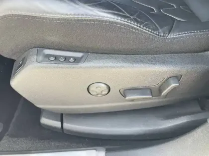 Photo 16 Peugeot 3008  1.6 THP 165ch S&S EAT6