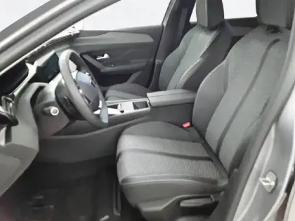 Photo 10 Peugeot 308  Hybrid 145 e-DCS6