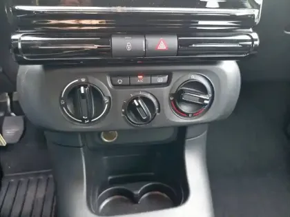 Photo 14 Citroën C3 Gén. III Ph2 YOU! 5