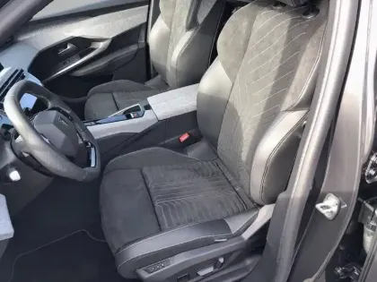 Photo 10 Peugeot 3008  Electrique 230 ch Grande autonomie 97 kWh