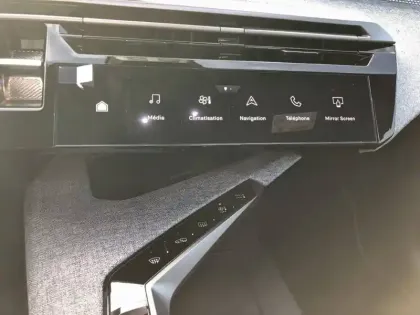 Photo 14 Peugeot 3008  Electrique 230 ch Grande autonomie 97 kWh