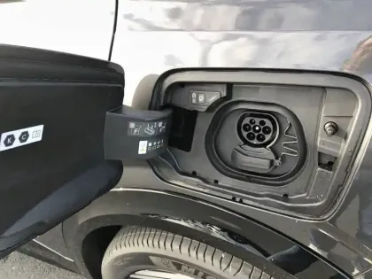 Photo 19 Peugeot 3008  Electrique 230 ch Grande autonomie 97 kWh