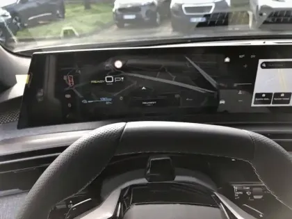 Photo 9 Peugeot 3008  Electrique 230 ch Grande autonomie 97 kWh