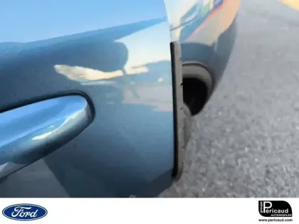 Photo 38 Ford Kuga  2.5 Duratec 190 ch FlexiFuel FHEV E85 Powershift