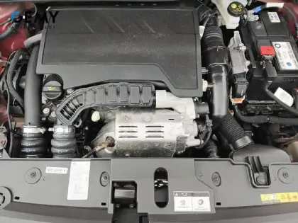 Photo 53 Peugeot 208  PureTech 100 S&S EAT8