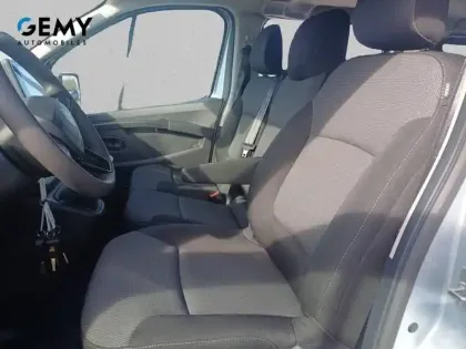 Photo 32 Renault Trafic  Blue dCi 150