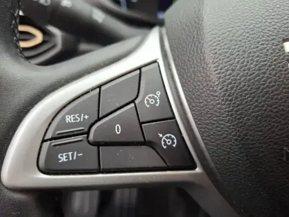 Photo 40 Dacia Jogger  Hybrid 140 5 places