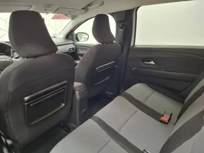 Photo 34 Dacia Jogger  Hybrid 140 5 places