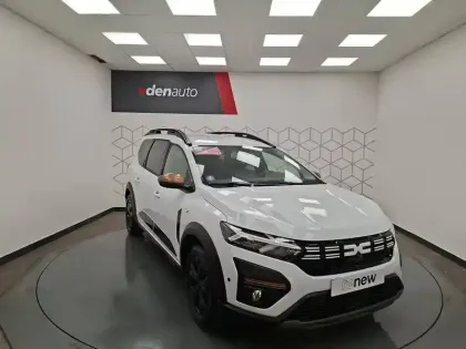 Photo 111 Dacia Jogger  Hybrid 140 5 places
