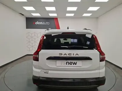 Photo 50 Dacia Jogger  Hybrid 140 5 places