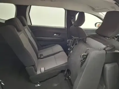 Photo 28 Dacia Jogger  Hybrid 140 5 places