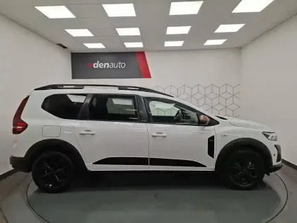 Photo 17 Dacia Jogger  Hybrid 140 5 places