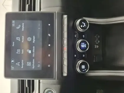 Photo 37 Renault Captur  TCe 90