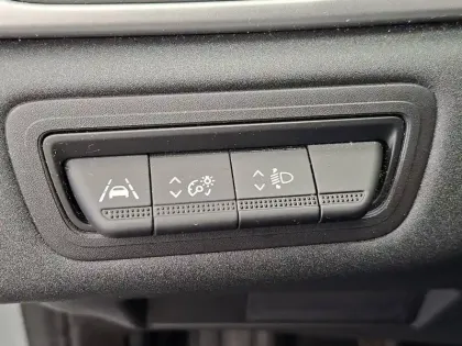 Photo 33 Renault Captur  TCe 90