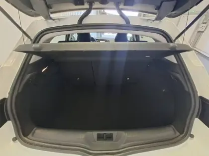 Photo 23 Renault Megane Mégane IV Berline Blue dCi 115