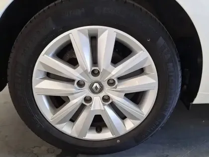 Photo 12 Renault Megane Mégane IV Berline Blue dCi 115