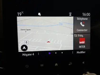 Photo 39 Renault Megane Mégane IV Berline Blue dCi 115