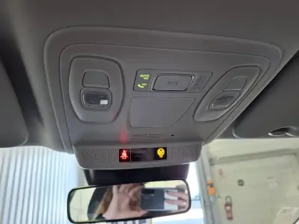 Photo 43 Renault Megane Mégane IV Berline Blue dCi 115