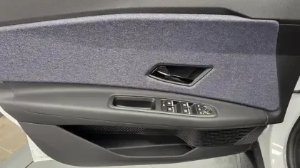 Photo 29 Renault 5 Renault  E-Tech Electrique 10 ch autonomie confort