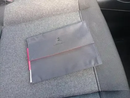 Photo 15 Citroën C3 Aircross  PureTech 110 S&S BVM6 C-Series