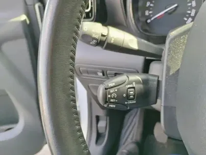 Photo 16 Citroën C3 Aircross  PureTech 110 S&S BVM6 C-Series