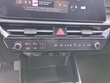 Photo 12 Kia Niro  1.6 GDi 138 ch HEV DCT6 Active