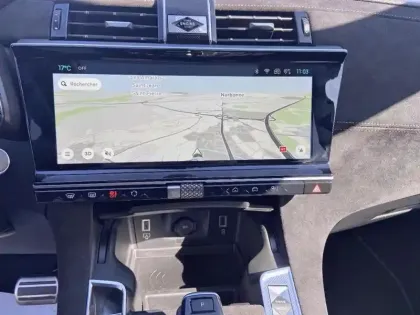 Photo 21 DS DS 7 DS7 Crossback Hybride E-Tense 225 EAT8 Performance Line+