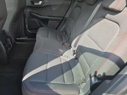Photo 11 Ford Kuga  2.5 Duratec 225 ch PHEV Powershift ST-Line