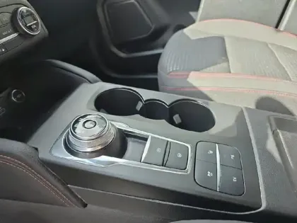 Photo 24 Ford Kuga  2.5 Duratec 225 ch PHEV Powershift ST-Line