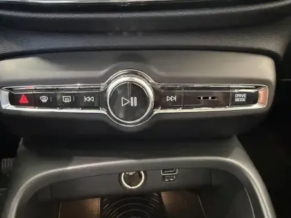 Photo 7 Volvo Xc40 Gén. I Ph1 Inscription 5