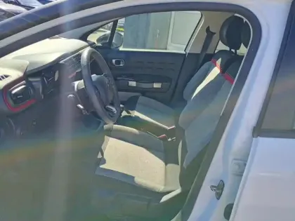 Photo 8 Citroën C3  BlueHDi 100 S&S BVM6 C-Series