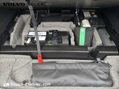 Photo 26 Volvo Xc60  T6 Recharge AWD 253 ch + 145 ch Geartronic 8 Ultimate Style Chrome