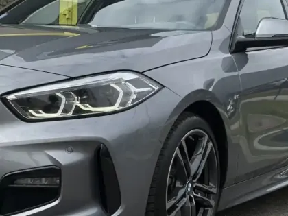 Photo 11 BMW Serie 1 Gén. III (F40) Ph2 M Sport 5