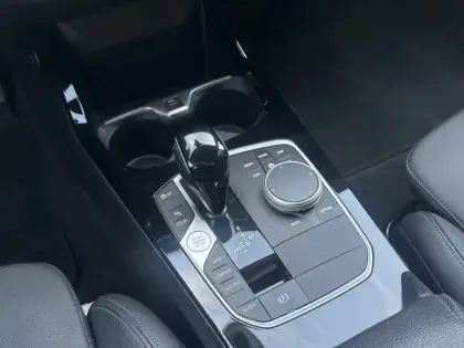 Photo 19 BMW Serie 1 Gén. III (F40) Ph2 M Sport 5