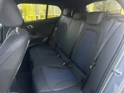 Photo 14 BMW Serie 1 Gén. III (F40) Ph2 M Sport 5