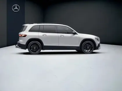 Photo 18 Mercedes GLB  200 d AMG Line