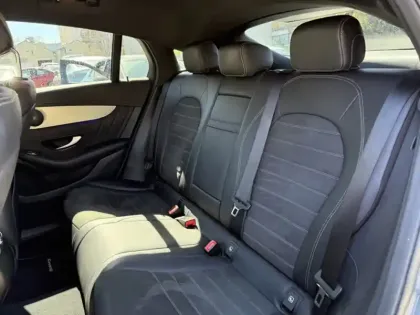 Photo 11 Mercedes Classe GLC GLC 300de 4MATIC Coupé AMG Lin