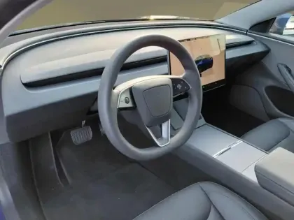 Photo 11 Tesla Model 3 Standard RWD  283 ch 