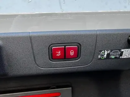 Photo 10 Mercedes CLA  250+ avec technologie EQ A