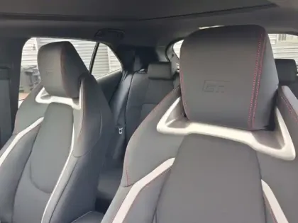 Photo 14 Toyota Corolla Hybride 1.8L 140h GR Sport 140 CH