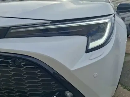 Photo 17 Toyota Corolla Hybride 1.8L 140h GR Sport 140 CH