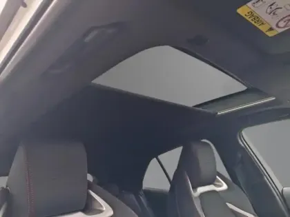 Photo 20 Toyota Corolla Hybride 1.8L 140h GR Sport 140 CH