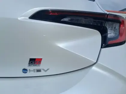 Photo 15 Toyota Corolla Hybride 1.8L 140h GR Sport 140 CH