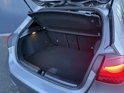 Photo 6 Mercedes Classe A 200 d AMG Line