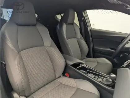 Photo 9 Toyota C-HR 2.0 Hybride 184 Edition