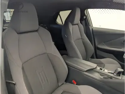 Photo 9 Toyota C-HR 1.8 Hybride 140 Design