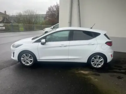 Photo 39 Ford Fiesta Gén. V Ph2 Titanium Business 5