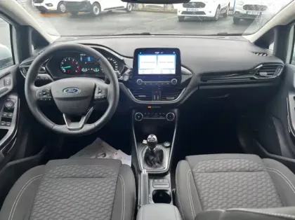 Photo 24 Ford Fiesta Gén. V Ph2 Titanium Business 5