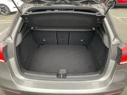 Photo 10 Mercedes Classe A 180 136ch AMG Line 7G-DCT