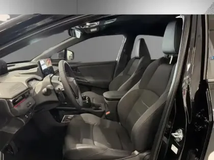 Photo 12 Toyota C-HR Design Grande Autonomie 77 kWh 224ch +